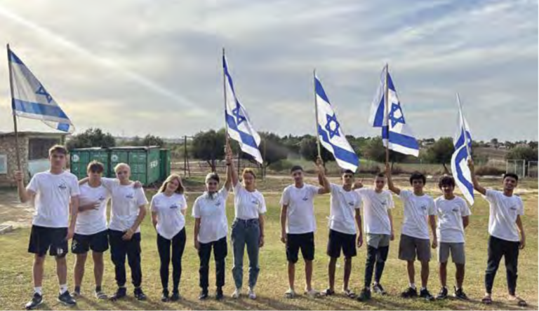 Students at the Kanot Youth Village marched and presented the Israeli flag to raise awareness about the hostages held by Hamas.